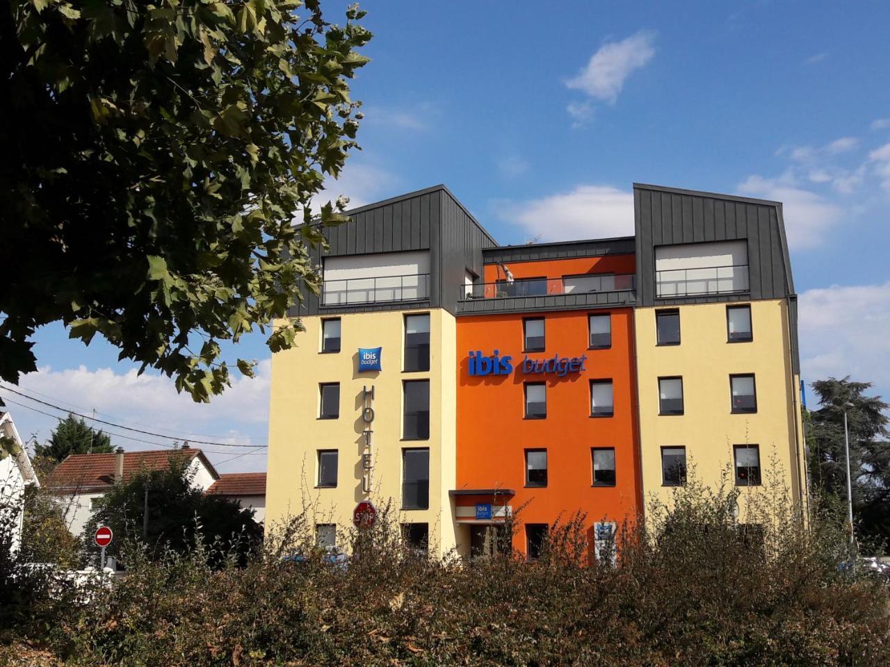 Ibis Budget Centre 2*